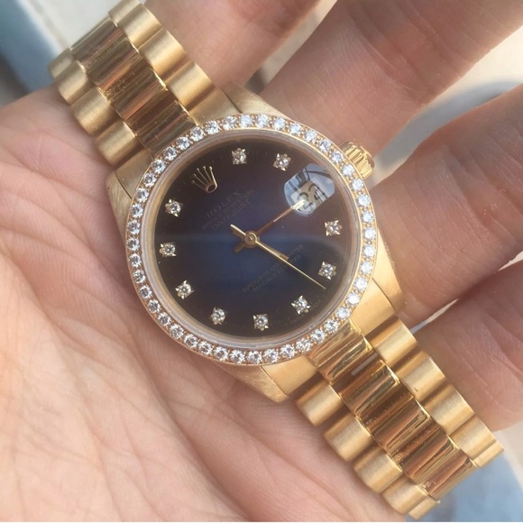 Rolex Mid Size 18k Yellow Factory Diamonds - Picture 1 of 5